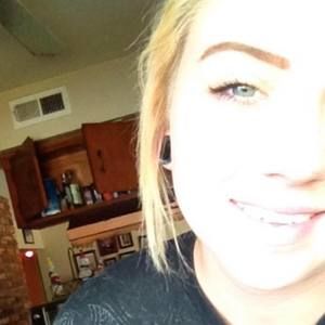 Meet your Posher, Christine